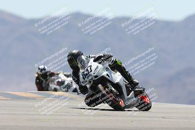 media/Apr-20-2025-CVMA (Sun) [[39090e8767]]/Race 9-Formula LW Twins Shootout/